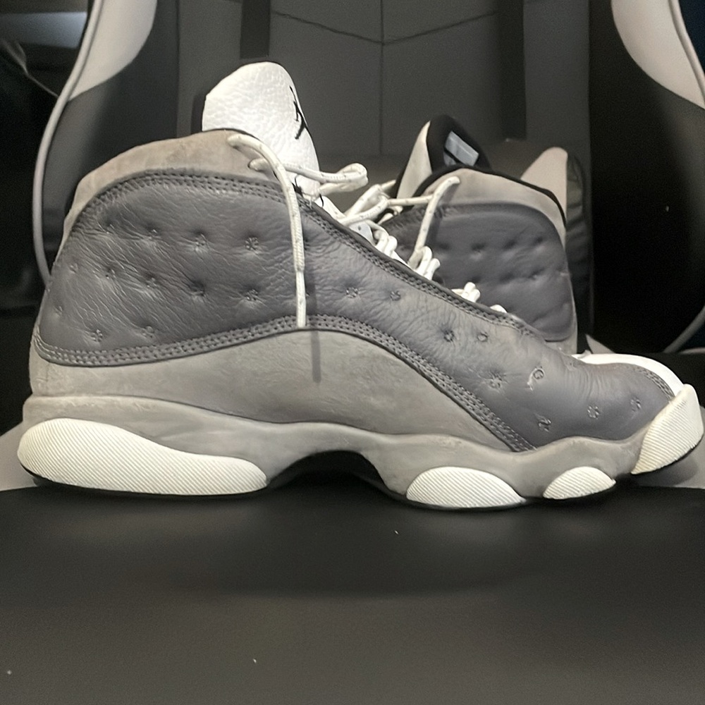 Jordan 13 atmosphere grey